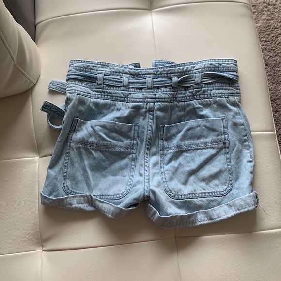 High waisted jean shorts - Picture 2 of 2